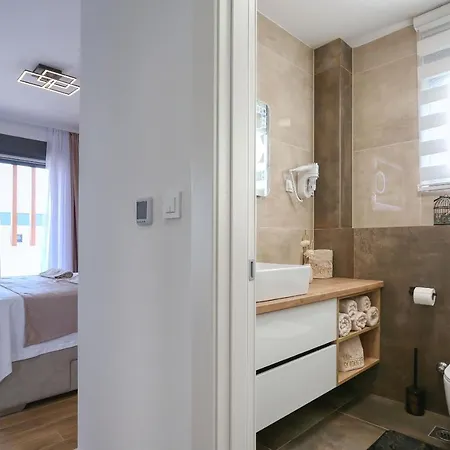 Golden Sun With Heated Pool * Zaton (Zadar)