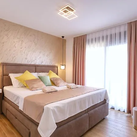 Golden Sun With Heated Pool * Zaton (Zadar)
