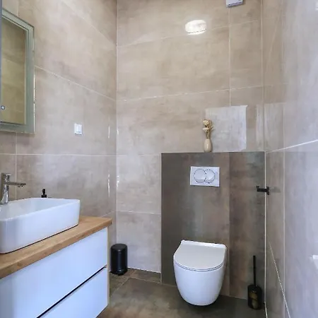 Βίλα Golden Sun With Heated Pool Zaton (Zadar)