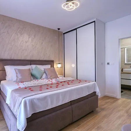 Βίλα Golden Sun With Heated Pool Zaton (Zadar)