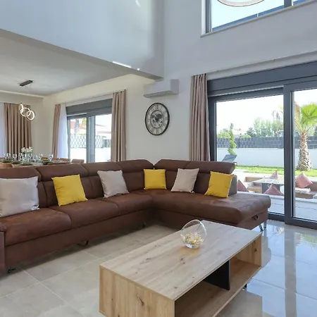 Villa Golden Sun With Heated Pool Zaton (Zadar)